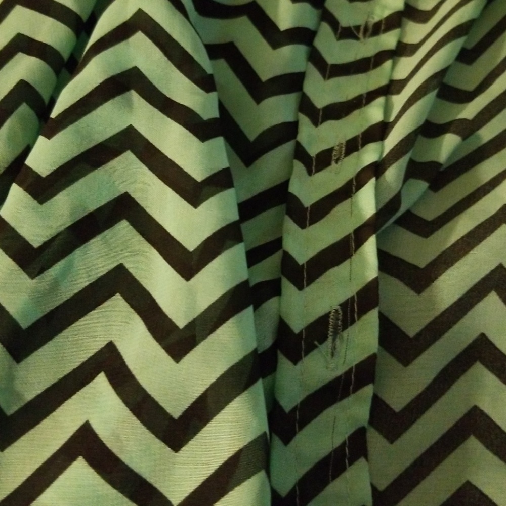 Shirt - Picture 2 of 2